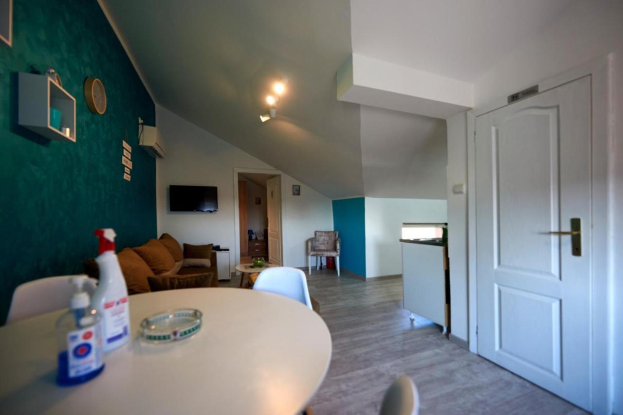 Apartman Azra Kikinda 外观 照片