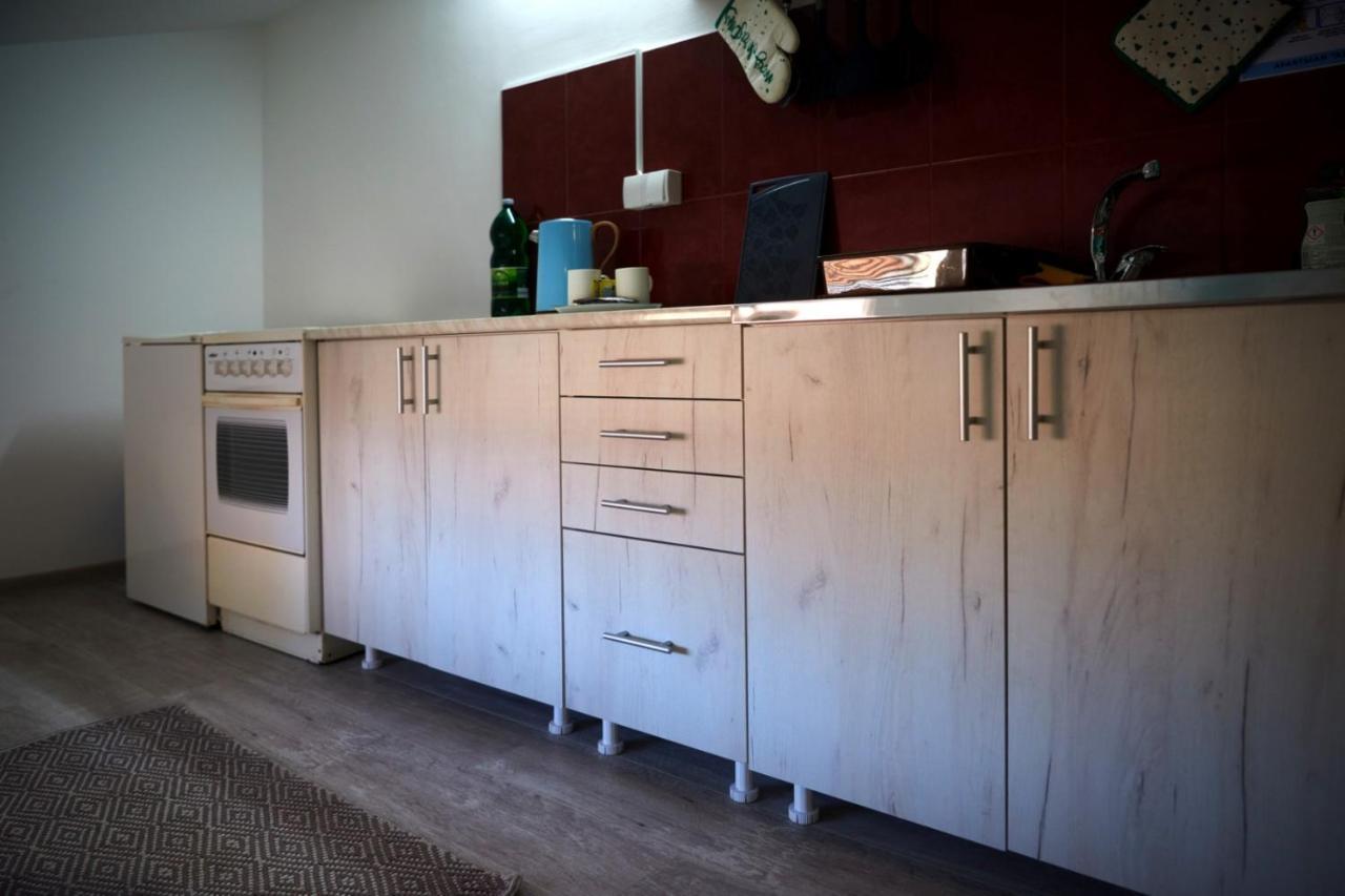 Apartman Azra Kikinda 外观 照片